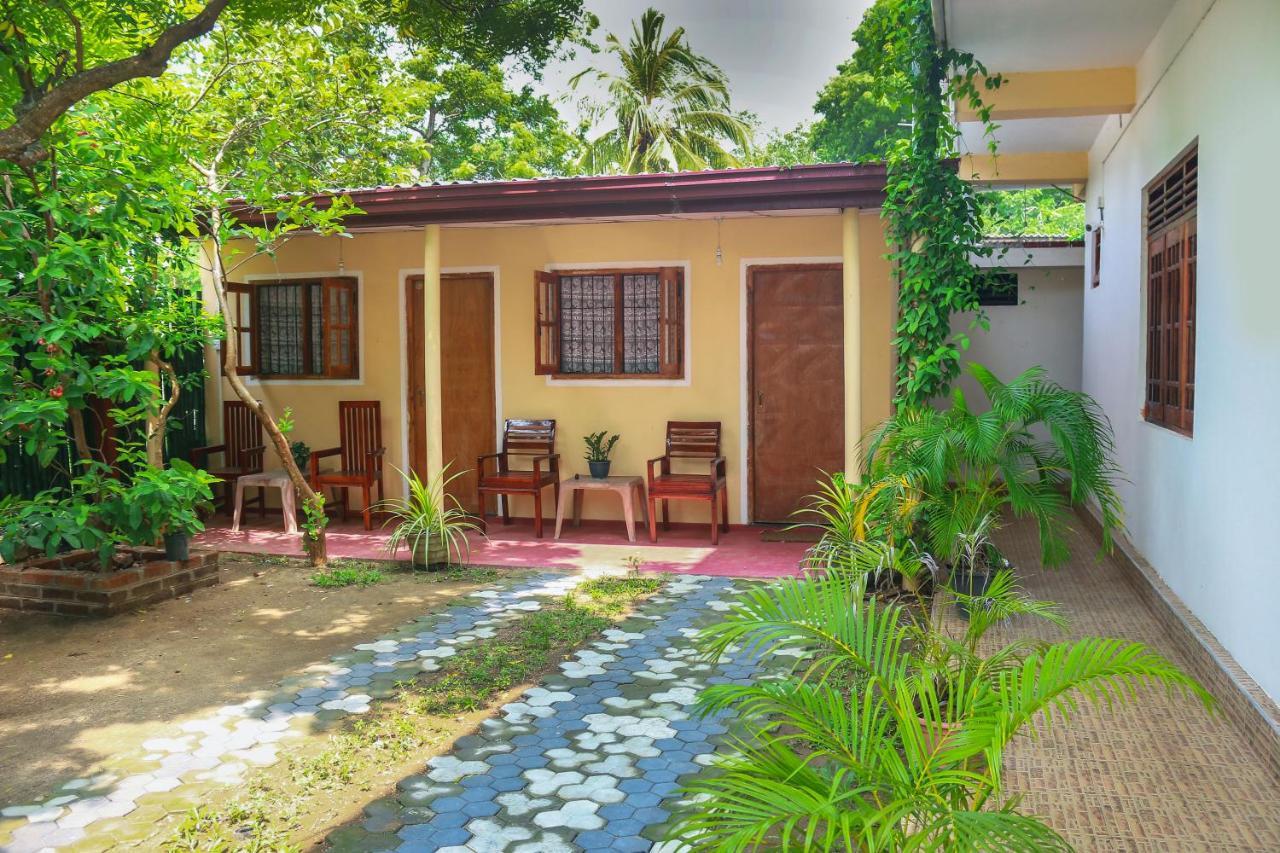 Castle Resort Yala 티사마하라마 외부 사진